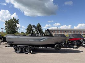 2027 Crestliner 2050 Commander