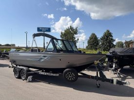 2027 Crestliner 2050 Commander