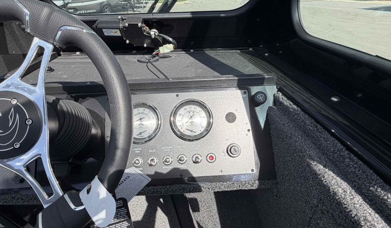 2027 Crestliner 2050 Commander full