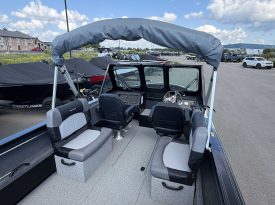 2027 Crestliner 2050 Commander