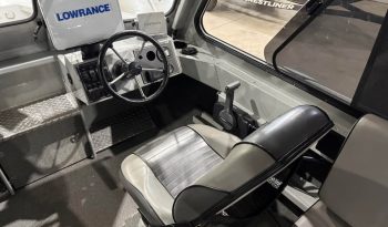 2017 Hewes Craft 210 Sea Runner HT full