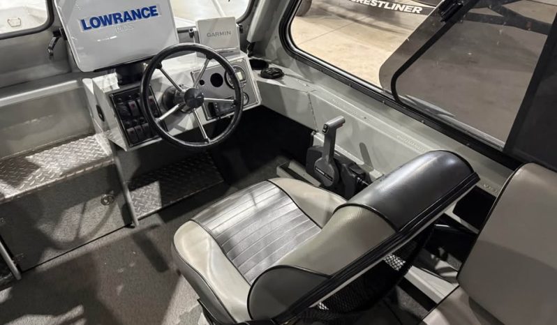 2017 Hewes Craft 210 Sea Runner HT full