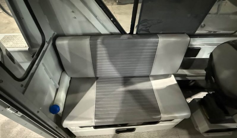 2017 Hewes Craft 210 Sea Runner HT full