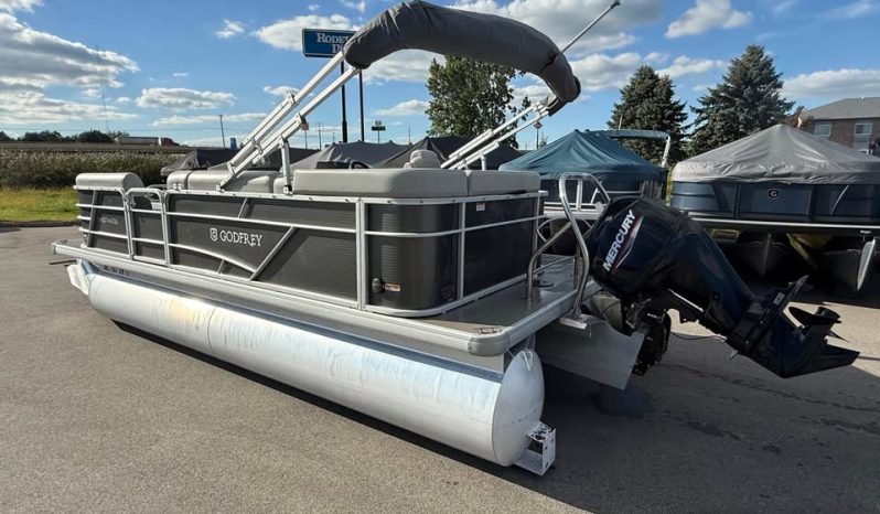 2022 Godfrey SW2086C Pontoon full
