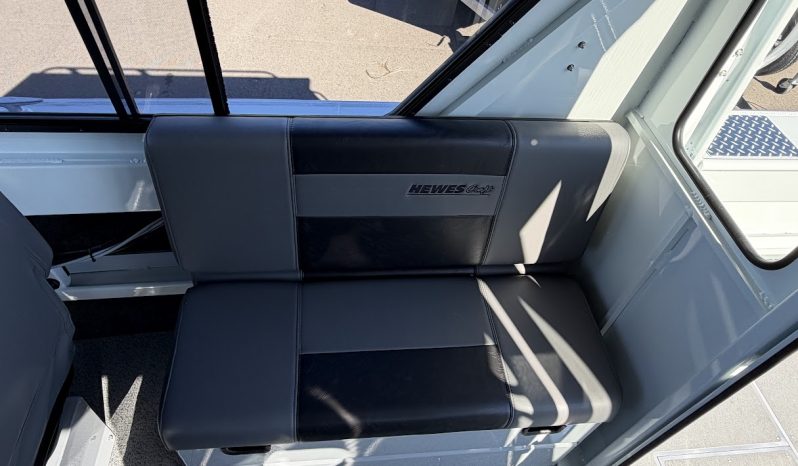 2027 Hewes Craft 210 Sea Runner ET HT full
