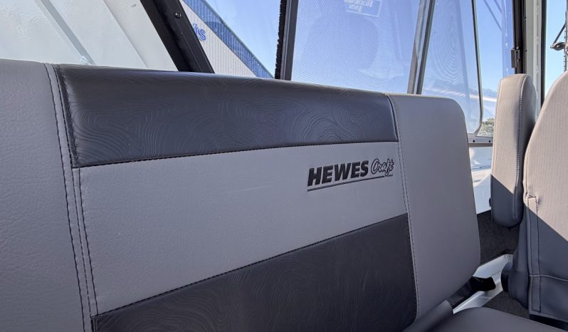 2027 Hewes Craft 210 Sea Runner ET HT full