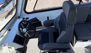 2027 Hewes Craft 210 Sea Runner ET HT full