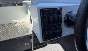 2027 Hewes Craft 210 Sea Runner ET HT full