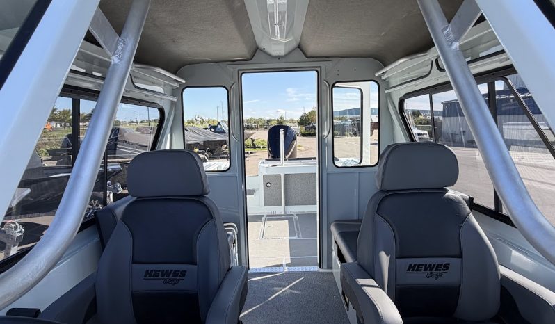 2027 Hewes Craft 210 Sea Runner ET HT full