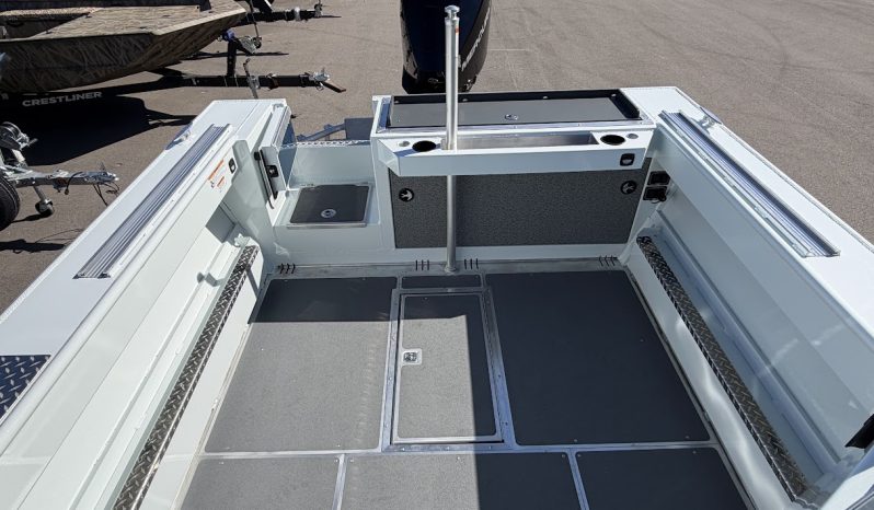 2027 Hewes Craft 210 Sea Runner ET HT